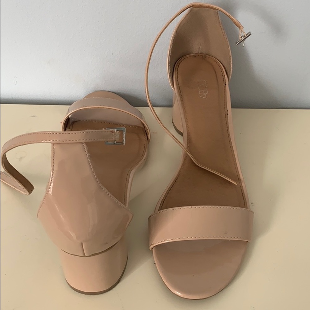 nude heels